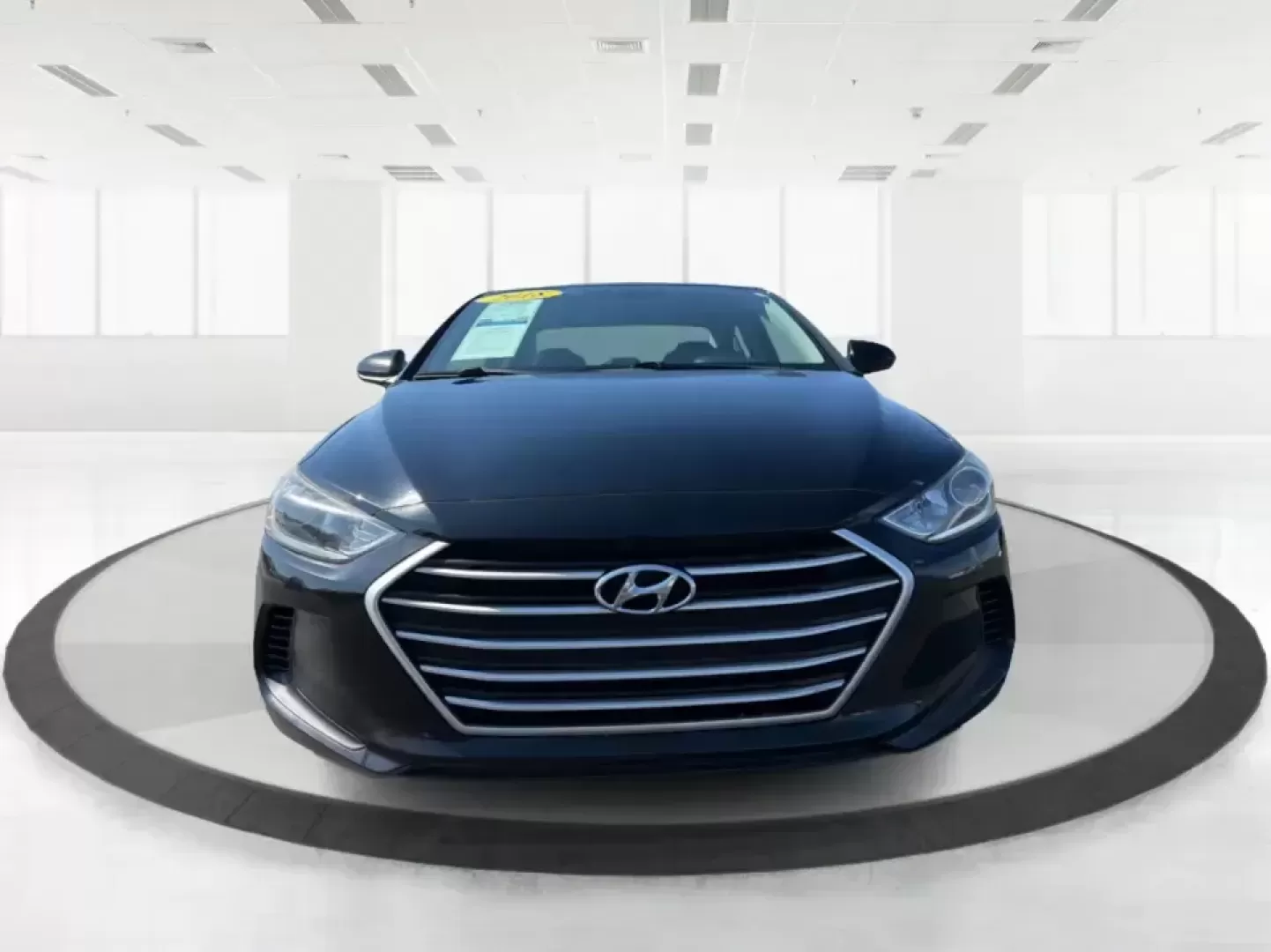 2018 Hyundai Elantra SEL (5NPD84LFXJH) with an Nu 2L I-4 DOHC engine, 6A transmission, located at 1230 East Main St, Xenia, OH, 45385, (937) 908-9800, 39.688026, -83.910172 - Take the stress out of your daily commute, weekend errands, and road trips around the Miami Valley with this sleek, fuel-friendly **2018 Hyundai Elantra SEL**-a smart sedan for drivers who want dependable transportation, modern comfort, and a payment plan that can fit real life. Whether you're headi - Photo#7