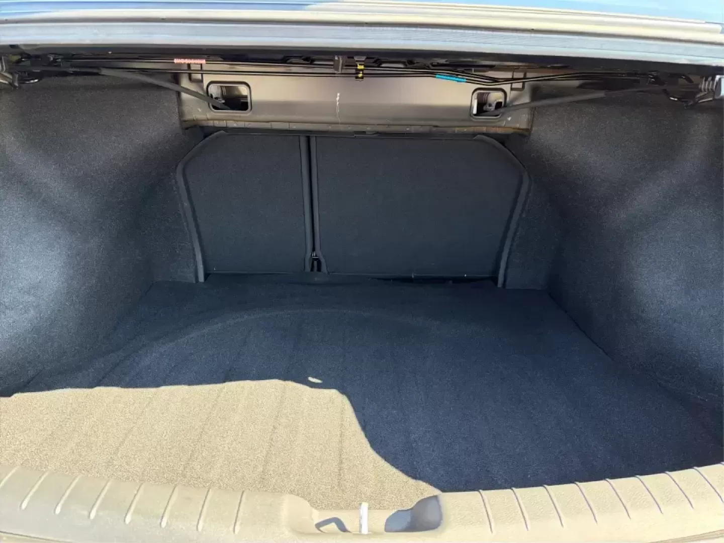 2018 Hyundai Elantra SEL (5NPD84LFXJH) with an Nu 2L I-4 DOHC engine, 6A transmission, located at 1230 East Main St, Xenia, OH, 45385, (937) 908-9800, 39.688026, -83.910172 - Take the stress out of your daily commute, weekend errands, and road trips around the Miami Valley with this sleek, fuel-friendly **2018 Hyundai Elantra SEL**-a smart sedan for drivers who want dependable transportation, modern comfort, and a payment plan that can fit real life. Whether you're headi - Photo#12