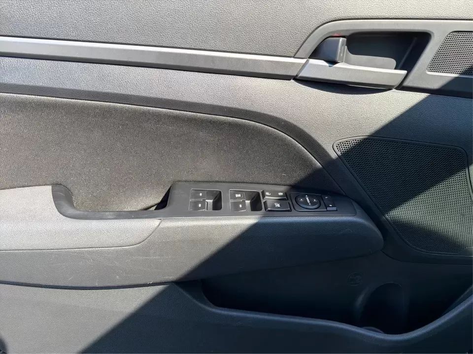 2018 Hyundai Elantra SEL (5NPD84LFXJH) with an Nu 2L I-4 DOHC engine, 6A transmission, located at 880 E. National Road, Vandalia, OH, 45377, (937) 908-9800, 39.891918, -84.183594 - Take the stress out of your daily commute, weekend errands, and road trips around the Miami Valley with this sleek, fuel-friendly **2018 Hyundai Elantra SEL**-a smart sedan for drivers who want dependable transportation, modern comfort, and a payment plan that can fit real life. Whether you're headi - Photo#17