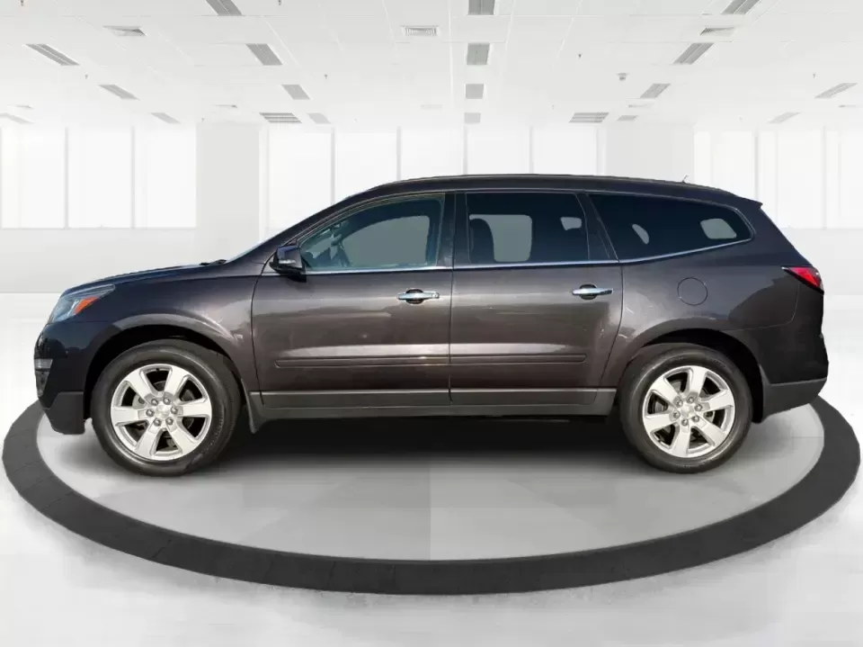 2017 Chevrolet Traverse 1LT (1GNKRGKD6HJ) with an 3.6L V-6 gasoline direct injection engine, 6A transmission, located at 8750 N County Rd 25A, Piqua, OH, 45356, (937) 908-9800, 40.164391, -84.232513 - Road trips to Indian Lake, busy school mornings, and comfortable daily commutes down I75 are exactly what this SUV was built for. If you need a three-row family hauler that still feels confident and composed on Ohio back roads, this **2017 Chevrolet Traverse 1LT** in **Tungsten Metallic** delivers t - Photo#5