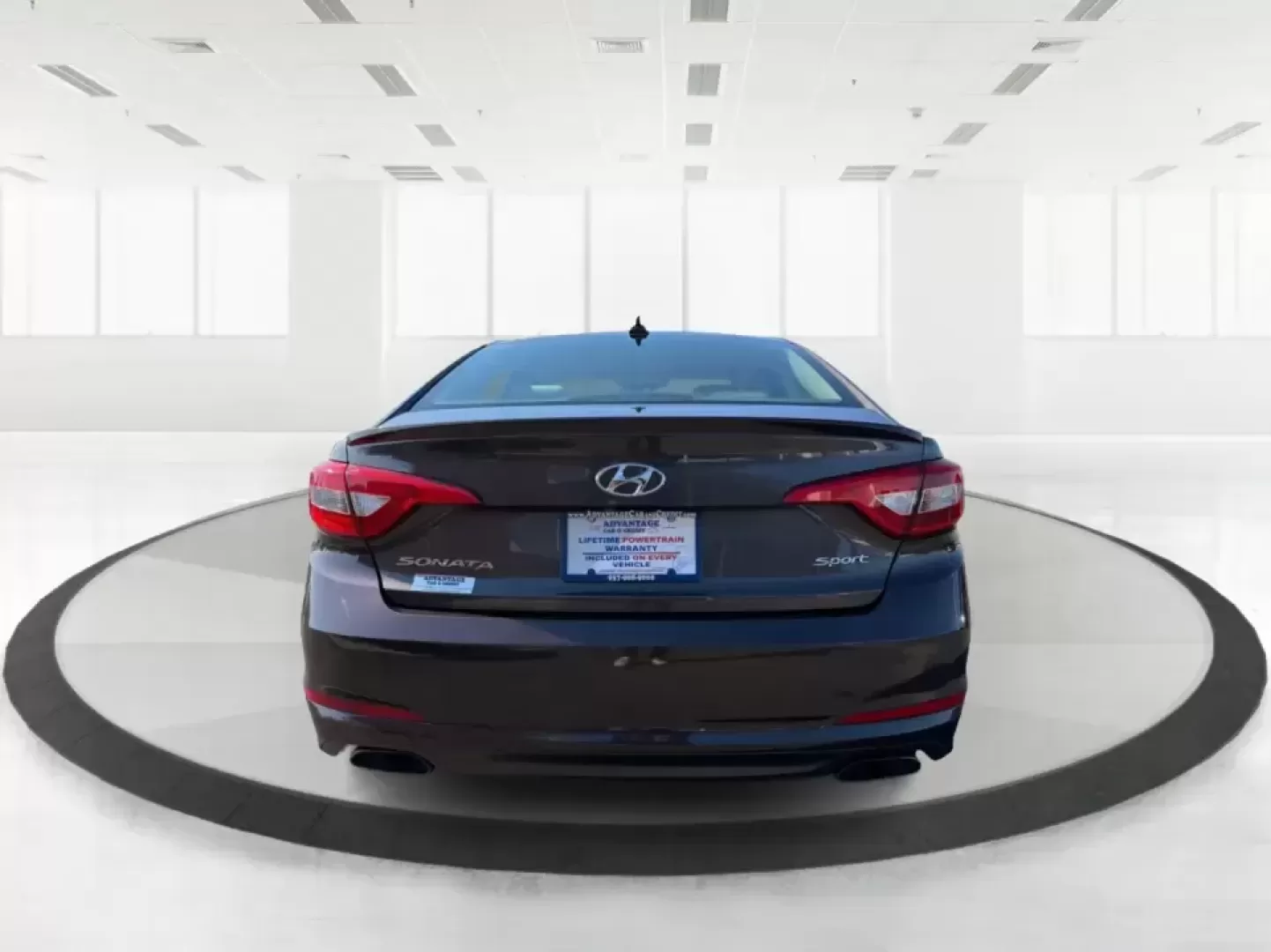 2017 Hyundai Sonata Sport (5NPE34AF8HH) with an 2.4L I-4 gasoline direct injection engine, 6A transmission, located at 8750 N County Rd 25A, Piqua, OH, 45356, (937) 908-9800, 40.164391, -84.232513 - Picture a sedan that makes everyday life easier-smooth for the I75 commute, comfortable for school drop-offs, and efficient enough for weekend runs to downtown Piqua or a quick escape to the parks and trails around Miami County. This 2017 Hyundai Sonata Sport is built for real-world driving: practic - Photo#3