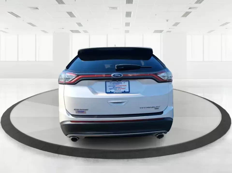 2017 Ford Edge Titanium (2FMPK4K85HB) with an 3.5L V6 DOHC 24V engine, 6A transmission, located at 1230 East Main St, Xenia, OH, 45385, (937) 908-9800, 39.688026, -83.910172 - Load up the family, point the hood toward a weekend escape, and enjoy the kind of comfort that makes long drives feel shorter-this 2017 Ford Edge Titanium is built for real life in and around Xenia. Whether you're commuting to Dayton, shuttling kids to activities, or planning a road trip to John Bry - Photo#3