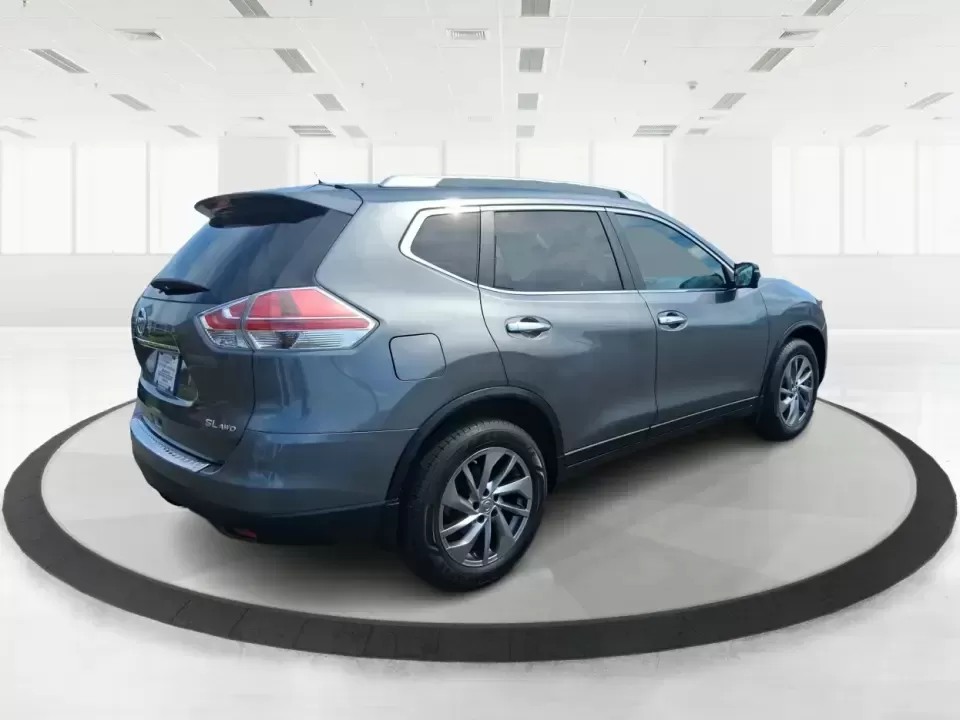 2015 Nissan Rogue SL (5N1AT2MVXFC) with an 2.5L I-4 DOHC engine, Continuously Variable Transmission transmission, located at 1230 East Main St, Xenia, OH, 45385, (937) 908-9800, 39.688026, -83.910172 - Picture your next Ohio weekend: loading up the kids and the cooler, merging onto US35 for a quick run to Wright-Patterson Air Force Base, or taking a scenic drive through John Bryan State Park-without stressing over winter weather, space, or comfort. This 2015 Nissan Rogue SL in Gun Metallic is the - Photo#2