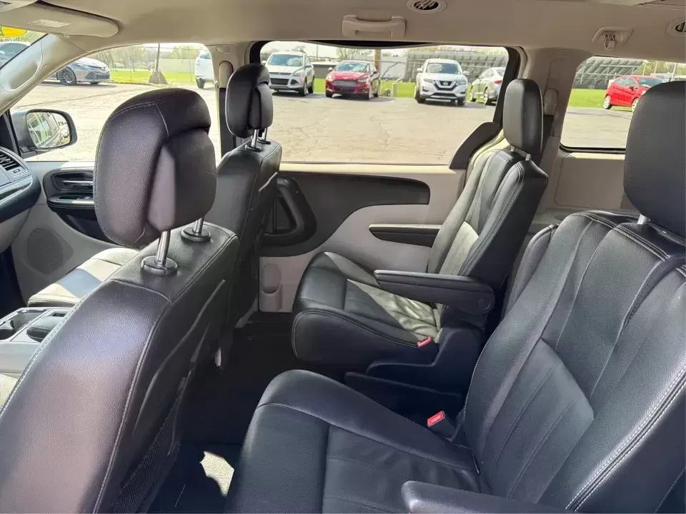 2016 Chrysler Town and Country Touring (2C4RC1BGXGR) with an Pentastar 3.6L V-6 DOHC engine, 6A transmission, located at 1184 Kauffman Ave, Fairborn, OH, 45324, (937) 908-9800, 39.807072, -84.030914 - Life gets busy fast-school drop-offs, long commutes, weekend tournaments, and the occasional road trip to reset. The 2016 Chrysler Town and Country Touring is built for that real-life rhythm, giving you minivan practicality with comfort features that make every mile easier. Finished in Brilliant B - Photo#10