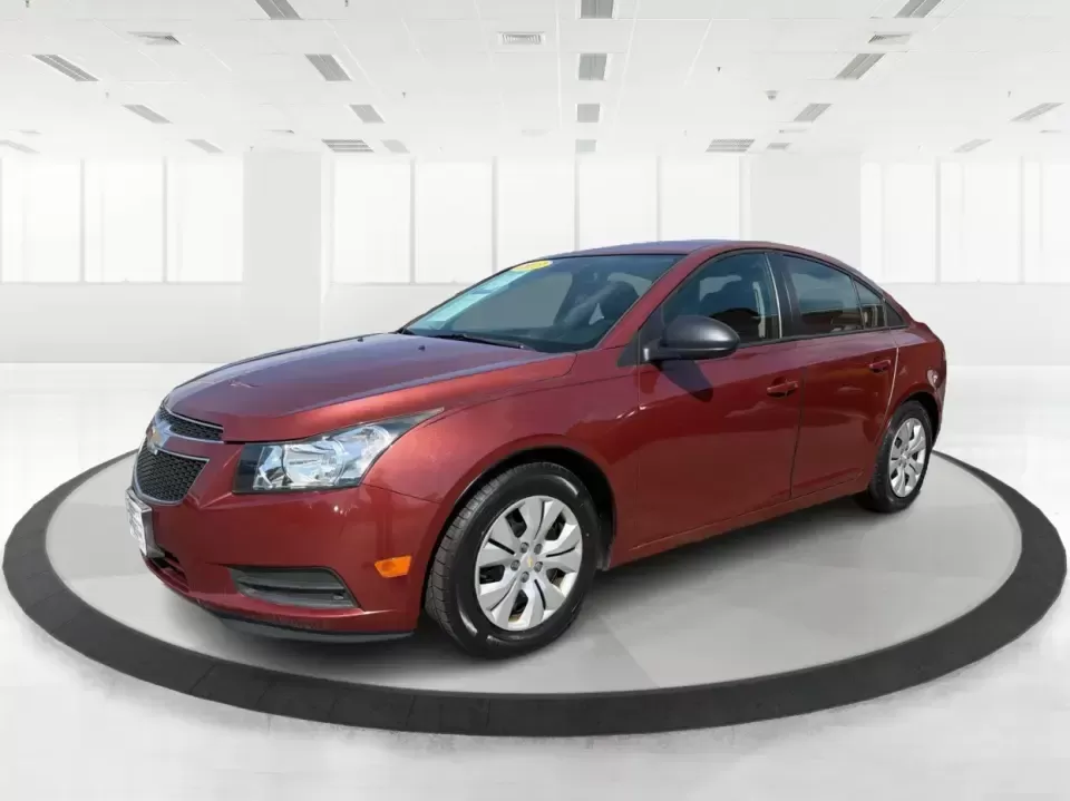2013 Chevrolet Cruze LS Auto (1G1PA5SG2D7) with an ECOTEC 1.8L I-4 DOHC engine, 6-Speed Automatic transmission, located at 1230 East Main St, Xenia, OH, 45385, (937) 908-9800, 39.688026, -83.910172 - Need a dependable commuter that sips fuel, fits into tight downtown parking, and still feels comfortable for weekend errands and road trips? This 2013 Chevrolet Cruze LS Auto is a smart, budget-friendly sedan for life in and around Xenia-whether you're commuting toward Dayton, heading to Wright-Patt - Photo#8