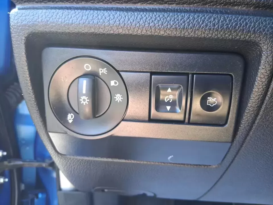 2012 Ford Fusion SE (3FAHP0HAXCR) with an 2.5L L4 DOHC 16V engine, located at 1099 N County Rd 25A , Troy, OH, 45373, (937) 908-9800, 40.057079, -84.212883 - Need a dependable sedan that makes everyday life easier-whether you're commuting down I-75 to Dayton, running errands around Troy, or planning a weekend drive past the Miami River and downtown's shops and festivals? This 2012 Ford Fusion SE in Blue Flame Metallic is a smart, comfortable choice for b - Photo#17