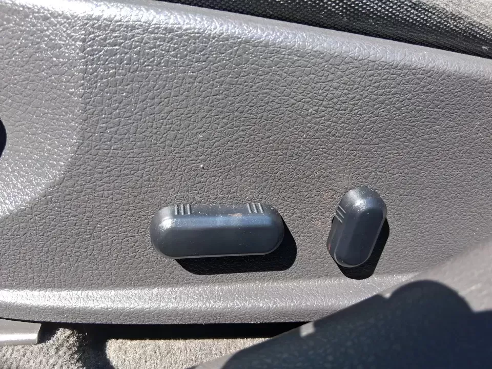 2012 Ford Fusion SE (3FAHP0HAXCR) with an 2.5L L4 DOHC 16V engine, located at 1230 East Main St, Xenia, OH, 45385, (937) 908-9800, 39.688026, -83.910172 - Need a dependable sedan that makes everyday life easier-whether you're commuting down I-75 to Dayton, running errands around Troy, or planning a weekend drive past the Miami River and downtown's shops and festivals? This 2012 Ford Fusion SE in Blue Flame Metallic is a smart, comfortable choice for b - Photo#18