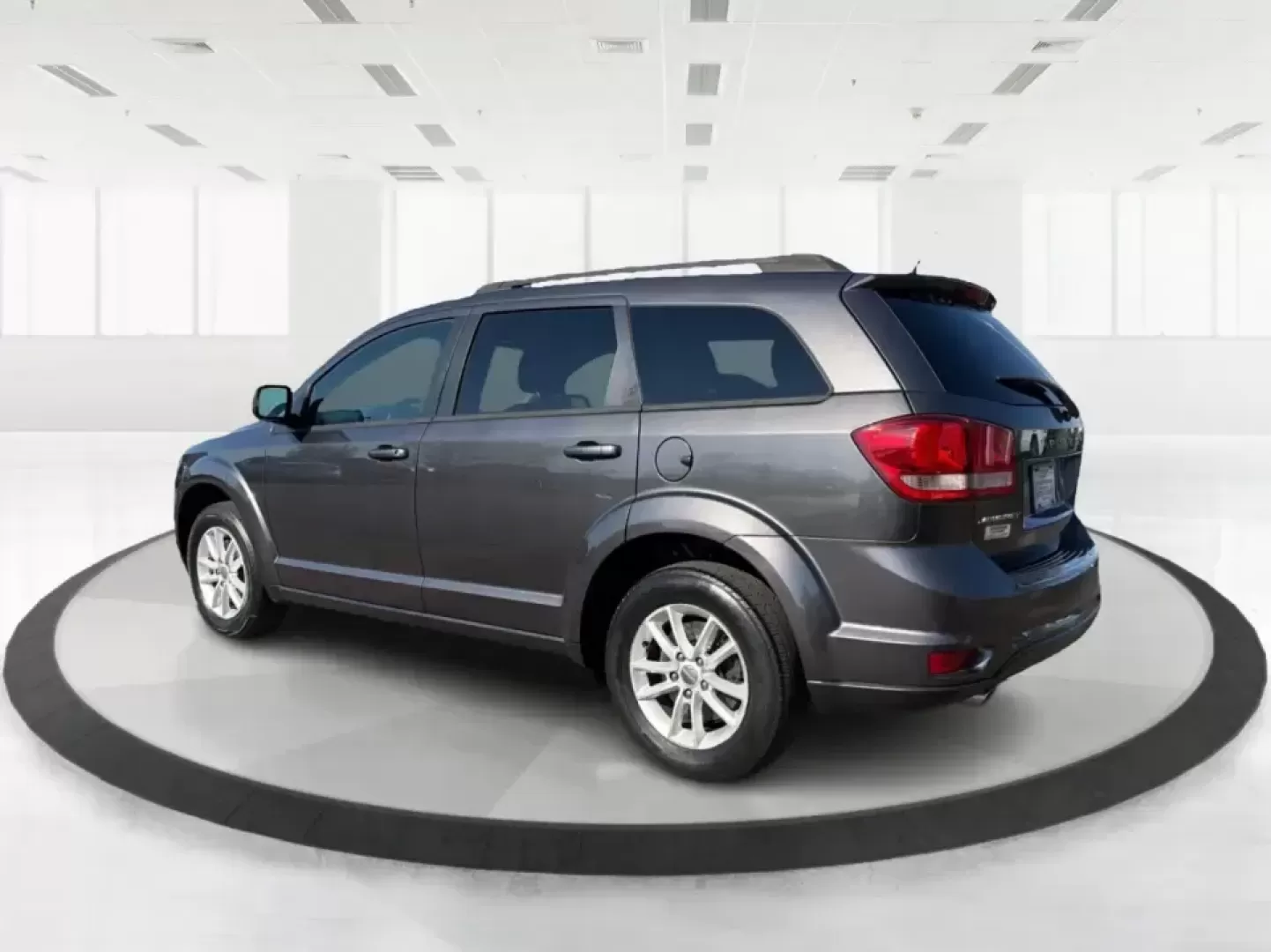 2016 Dodge Journey SXT (3C4PDCBG4GT) with an 3.6L V6 DOHC 24V engine, 4-Speed Automatic transmission, located at 8750 N County Rd 25A, Piqua, OH, 45356, (937) 908-9800, 40.164391, -84.232513 - Pack up the kids, load the snacks, and point the GPS toward your next weekend getaway-this 2016 Dodge Journey SXT is the kind of SUV that fits real life in West Central Ohio. Whether you're juggling school drop-offs, commuting up I75, or planning a day trip to Charleston Falls Preserve, the Journey - Photo#4