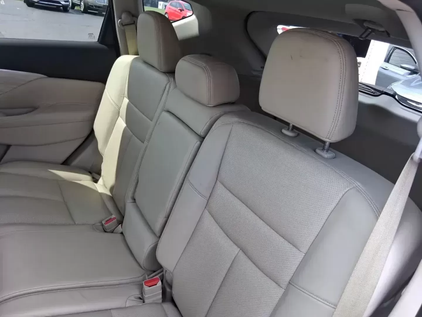 2015 Nissan Murano Platinum (5N1AZ2MH3FN) with an 3.5L V-6 DOHC engine, Continuously Variable Transmission transmission, located at 1951 S Dayton Lakeview Rd., New Carlisle, OH, 45344, (937) 908-9800, 39.890999, -84.050255 - Need one SUV that can handle the weekday commute, keep everyone comfortable on family errands, and still feel upscale for a weekend getaway to John Bryan State Park or a day trip through Dayton? This 2015 Nissan Murano Platinum AWD in Pearl White is built for exactly that kind of real-life driving-s - Photo#10