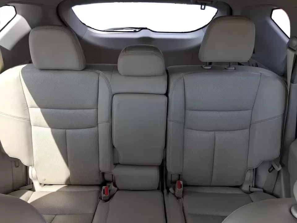 2015 Nissan Murano Platinum (5N1AZ2MH3FN) with an 3.5L V-6 DOHC engine, Continuously Variable Transmission transmission, located at 1951 S Dayton Lakeview Rd., New Carlisle, OH, 45344, (937) 908-9800, 39.890999, -84.050255 - Need one SUV that can handle the weekday commute, keep everyone comfortable on family errands, and still feel upscale for a weekend getaway to John Bryan State Park or a day trip through Dayton? This 2015 Nissan Murano Platinum AWD in Pearl White is built for exactly that kind of real-life driving-s - Photo#14