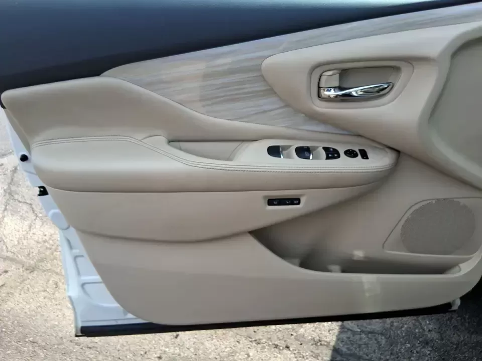 2015 Nissan Murano Platinum (5N1AZ2MH3FN) with an 3.5L V-6 DOHC engine, Continuously Variable Transmission transmission, located at 1951 S Dayton Lakeview Rd., New Carlisle, OH, 45344, (937) 908-9800, 39.890999, -84.050255 - Need one SUV that can handle the weekday commute, keep everyone comfortable on family errands, and still feel upscale for a weekend getaway to John Bryan State Park or a day trip through Dayton? This 2015 Nissan Murano Platinum AWD in Pearl White is built for exactly that kind of real-life driving-s - Photo#18