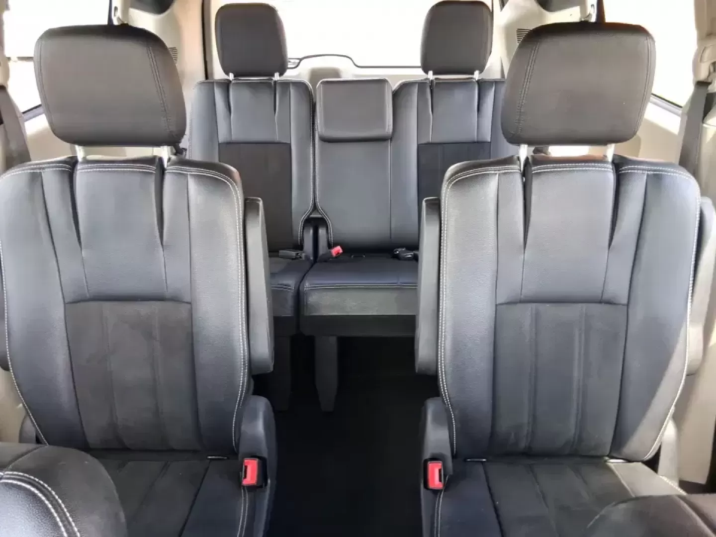 2019 Dodge Grand Caravan SXT (2C4RDGCG0KR) with an Pentastar 3.6L V-6 DOHC engine, 6A transmission, located at 8750 N County Rd 25A, Piqua, OH, 45356, (937) 908-9800, 40.164391, -84.232513 - Load up the kids, the groceries, the sports gear, and still have room for a weekend road trip-this 2019 Dodge Grand Caravan SXT is built for real life in Vandalia. If your days include school drop-offs, long commutes down I-75, or quick runs along E. National Road, this spacious passenger van delive - Photo#14