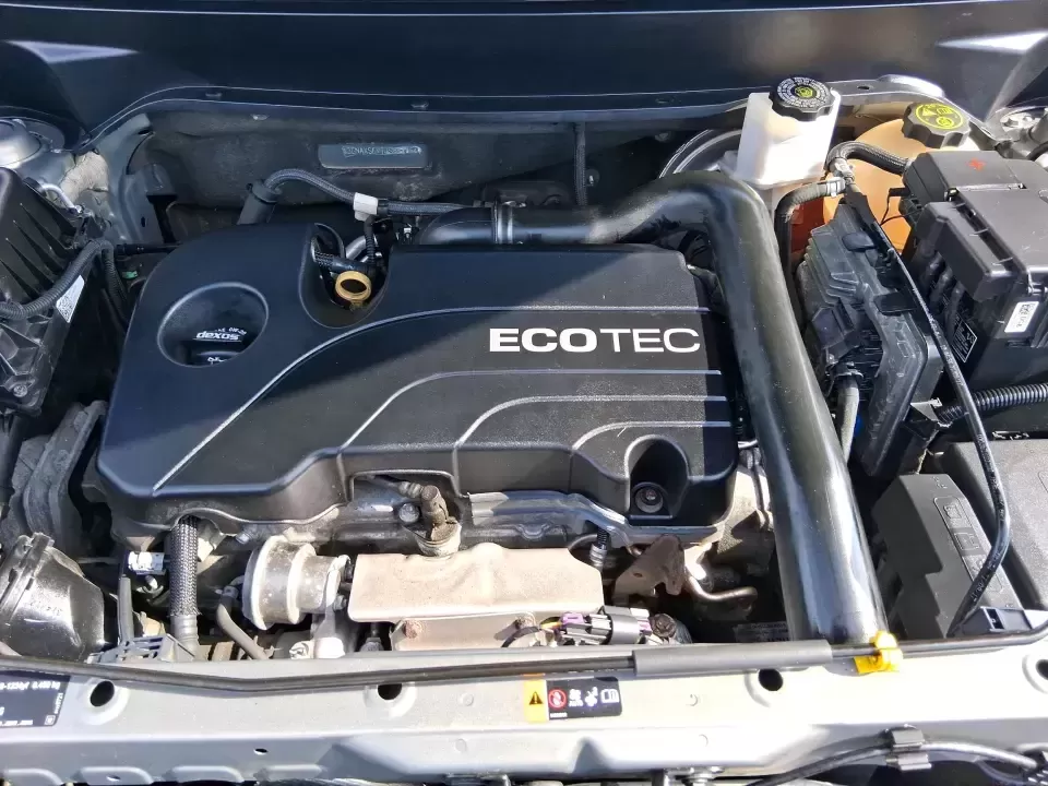 2018 Chevrolet Equinox LT (3GNAXSEV7JS) with an 1.5L I-4 gasoline direct injection engine, 6A transmission, located at 880 E. National Road, Vandalia, OH, 45377, (937) 908-9800, 39.891918, -84.183594 - Picture your next week: school drop-offs, a long commute up I-75, a grocery run through Vandalia, and a weekend escape to Taylorsville MetroPark-all handled in one comfortable, confidence-inspiring SUV. This 2018 Chevrolet Equinox LT in Nightfall Gray Metallic is built for real life, giving busy fam - Photo#11