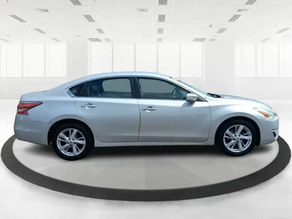 2015 Nissan Altima 2.5 SV (1N4AL3AP6FC) with an 2.5L I-4 DOHC engine, Continuously Variable Transmission transmission, located at 401 Woodman Dr, Riverside, OH, 45431, (937) 908-9800, 39.760899, -84.123421 - Picture your next week: an easy I-675 commute, a comfortable school drop-off run, and a spontaneous weekend drive to Carillon Historical Park or along the Mad River-without driving something oversized or expensive to fuel. This **2015 Nissan Altima 2.5 SV** is the kind of practical, confidence-build - Photo#1