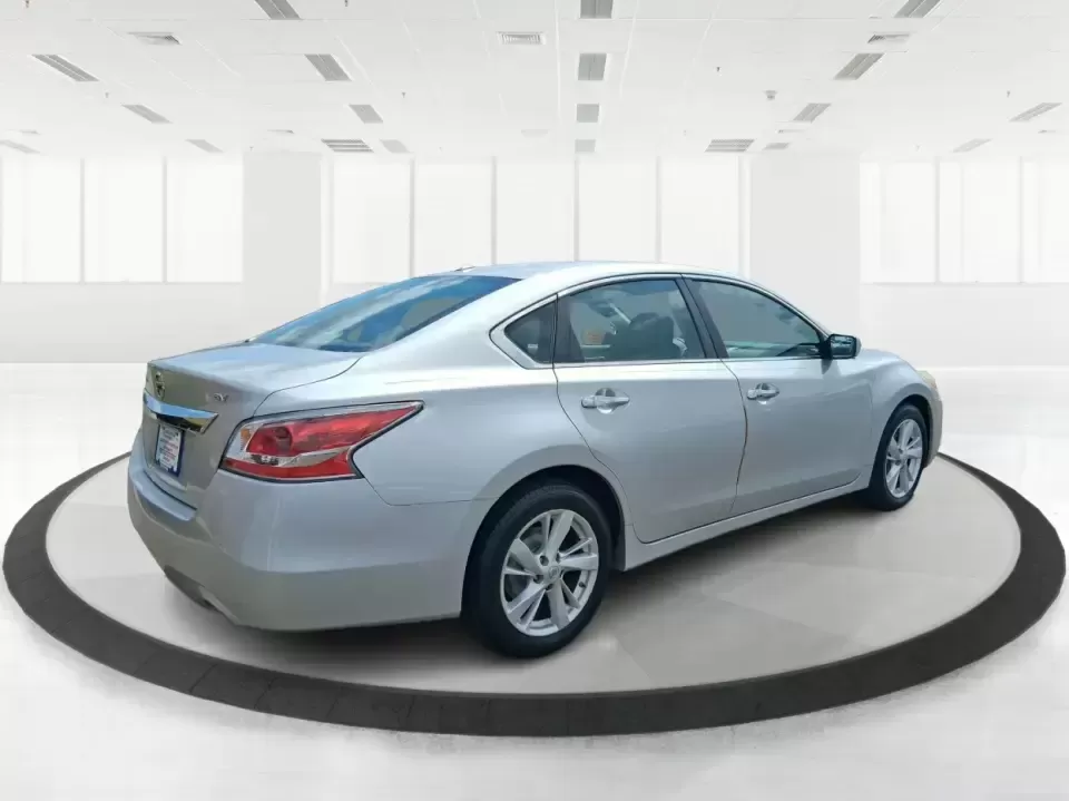 2015 Nissan Altima 2.5 SV (1N4AL3AP6FC) with an 2.5L I-4 DOHC engine, Continuously Variable Transmission transmission, located at 401 Woodman Dr, Riverside, OH, 45431, (937) 908-9800, 39.760899, -84.123421 - Picture your next week: an easy I-675 commute, a comfortable school drop-off run, and a spontaneous weekend drive to Carillon Historical Park or along the Mad River-without driving something oversized or expensive to fuel. This **2015 Nissan Altima 2.5 SV** is the kind of practical, confidence-build - Photo#2