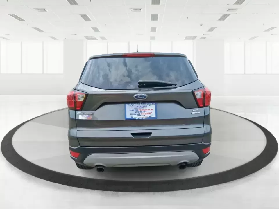 2019 Ford Escape SE (1FMCU0GD6KU) with an 1.5L L4 DOHC 16V engine, 6A transmission, located at 401 Woodman Dr, Riverside, OH, 45431, (937) 908-9800, 39.760899, -84.123421 - Weekday commutes down Woodman Dr, school drop-offs, and weekend getaways to Carillon Historical Park or a quick run up I675-this 2019 Ford Escape SE is the kind of SUV that fits real life in Riverside, Ohio. With its easy-to-park size, confident road manners, and versatile cargo space, it's a smart - Photo#3