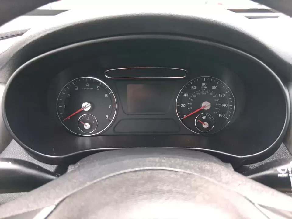 2017 Kia Sorento 2.4L LX (5XYPG4A30HG) with an 2.4L I-4 gasoline direct injection engine, 6A transmission, located at 401 Woodman Dr, Riverside, OH, 45431, (937) 908-9800, 39.760899, -84.123421 - Picture your next weekend: the family packed up for a day at Carillon Historical Park, groceries loaded after a quick stop near The Greene, and plenty of room left for sports gear or a stroller-without feeling like you're driving something bulky. This 2017 Kia Sorento LX is built for real life in th - Photo#15