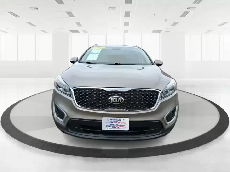 2017 Kia Sorento 2.4L LX (5XYPG4A30HG) with an 2.4L I-4 gasoline direct injection engine, 6A transmission, located at 1951 S Dayton Lakeview Rd., New Carlisle, OH, 45344, (937) 908-9800, 39.890999, -84.050255 - Picture your next weekend: the family packed up for a day at Carillon Historical Park, groceries loaded after a quick stop near The Greene, and plenty of room left for sports gear or a stroller-without feeling like you're driving something bulky. This 2017 Kia Sorento LX is built for real life in th - Photo#7