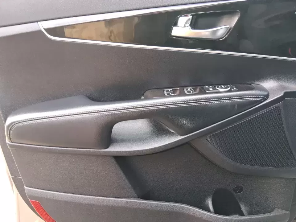 2017 Kia Sorento 2.4L LX (5XYPG4A30HG) with an 2.4L I-4 gasoline direct injection engine, 6A transmission, located at 1951 S Dayton Lakeview Rd., New Carlisle, OH, 45344, (937) 908-9800, 39.890999, -84.050255 - Picture your next weekend: the family packed up for a day at Carillon Historical Park, groceries loaded after a quick stop near The Greene, and plenty of room left for sports gear or a stroller-without feeling like you're driving something bulky. This 2017 Kia Sorento LX is built for real life in th - Photo#17