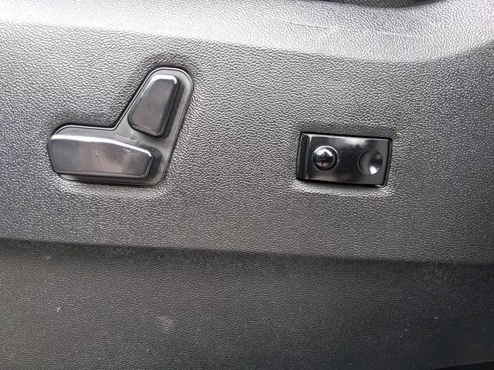 2014 Dodge Grand Caravan SXT 30th Anniversary (2C4RDGCGXER) with an 3.6L V-6 DOHC engine, 6-Speed Automatic transmission, located at 1951 S Dayton Lakeview Rd., New Carlisle, OH, 45344, (937) 908-9800, 39.890999, -84.050255 - Load up the kids, the coolers, and the weekend plans-this 2014 Dodge Grand Caravan SXT 30th Anniversary is built for real life in Ohio, whether you're handling school drop-offs, commuting down I70, or taking a road trip to the National Museum of the U.S. Air Force in nearby Dayton. With three rows a - Photo#18