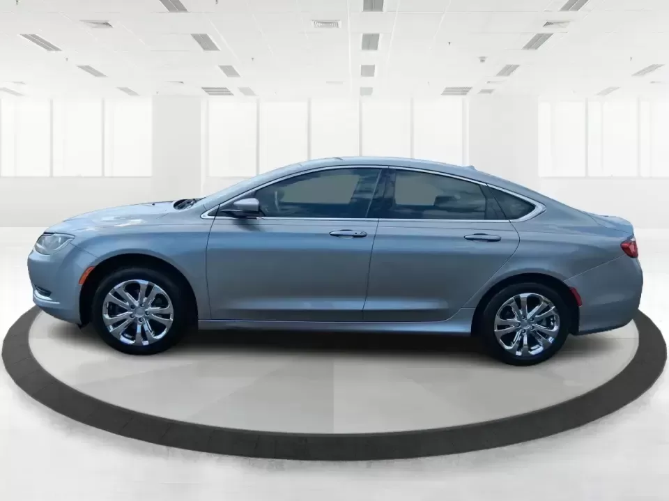 2015 Chrysler 200 Limited (1C3CCCAB5FN) with an 3.6L V-6 DOHC engine, 9-Speed Automatic transmission, located at 1230 East Main St, Xenia, OH, 45385, (937) 908-9800, 39.688026, -83.910172 - Picture an easy weekday commute from Xenia to Beavercreek or Dayton, then a comfortable Friday-night dinner run to downtown Yellow Springs-without giving up the refined feel you want in a daily driver. This 2015 Chrysler 200 Limited sedan is built for real life: smooth highway miles, school drop-off - Photo#5