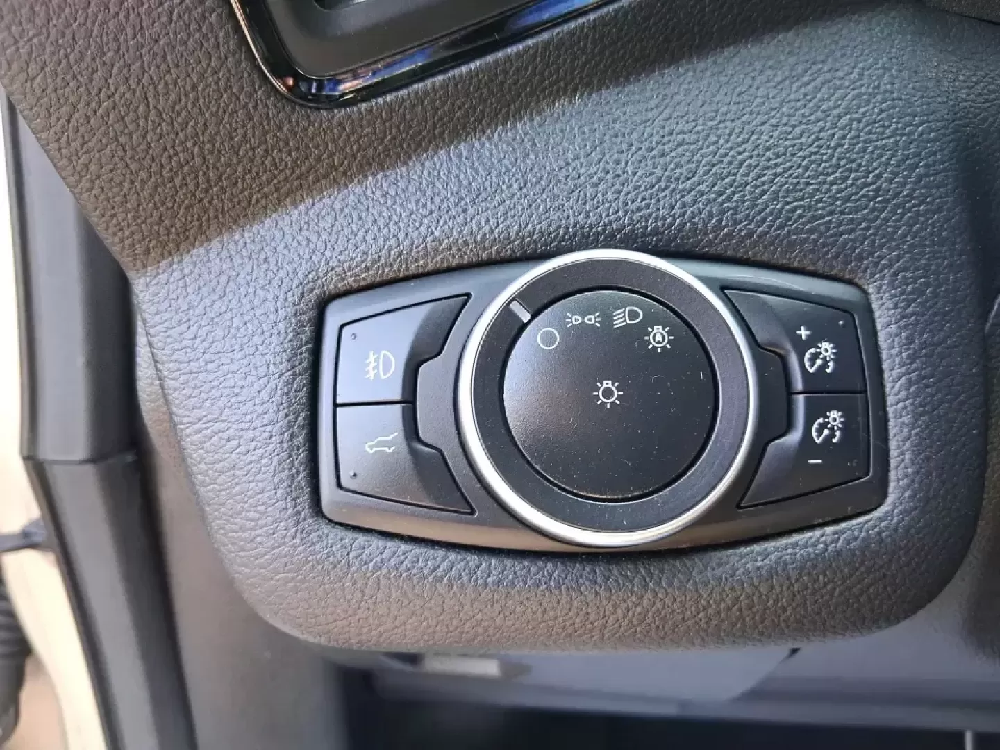 2017 Ford Escape Titanium (1FMCU9JD2HU) with an 1.5L L4 DOHC 16V engine, 6A transmission, located at 1230 East Main St, Xenia, OH, 45385, (937) 908-9800, 39.688026, -83.910172 - Whether you're a busy commuter running up and down US-35, a growing family juggling school drop-offs, or a weekend explorer heading out toward John Bryan State Park, this 2017 Ford Escape Titanium is the kind of compact SUV that fits real life in Xenia. With confident AWD capability, upscale comfort - Photo#17