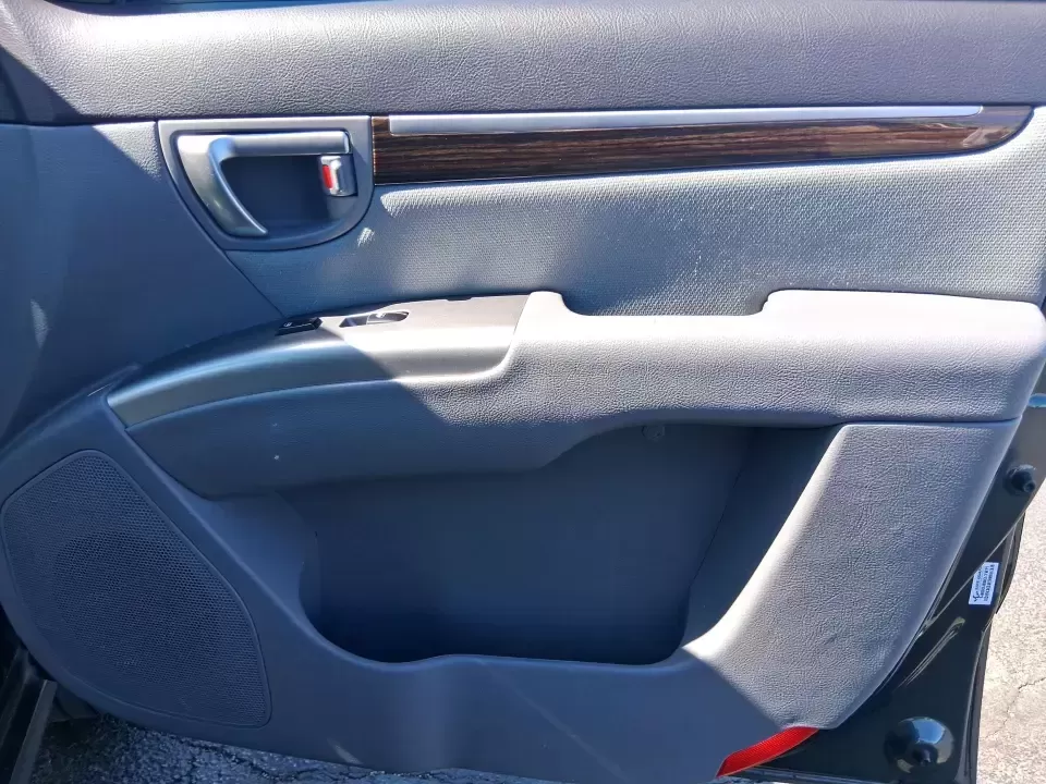 2012 Hyundai Santa Fe GLS (5XYZGDABXCG) with an 2.4L I-4 DOHC engine, 6-Speed Automatic transmission, located at 8750 N County Rd 25A, Piqua, OH, 45356, (937) 908-9800, 40.164391, -84.232513 - Pack up the kids, load the groceries, and head out for a weekend escape-this 2012 Hyundai Santa Fe GLS is the kind of SUV that fits real life in West Central Ohio. Whether you're commuting up N County Rd 25A toward Troy, running errands near downtown Piqua, or planning a road trip out past the Great - Photo#18