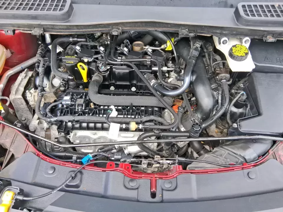 2019 Ford Escape SE (1FMCU9GD8KU) with an 1.5L L4 DOHC 16V engine, 6A transmission, located at 8750 N County Rd 25A, Piqua, OH, 45356, (937) 908-9800, 40.164391, -84.232513 - Make your next week look easier: a confident, all-weather SUV for school runs, long commutes up I75, and spontaneous weekend getaways to Indian Lake or downtown Troy. This **2019 Ford Escape SE** blends practical space with the kind of comfort and tech that fits real life in **Piqua, Ohio**-whether - Photo#11