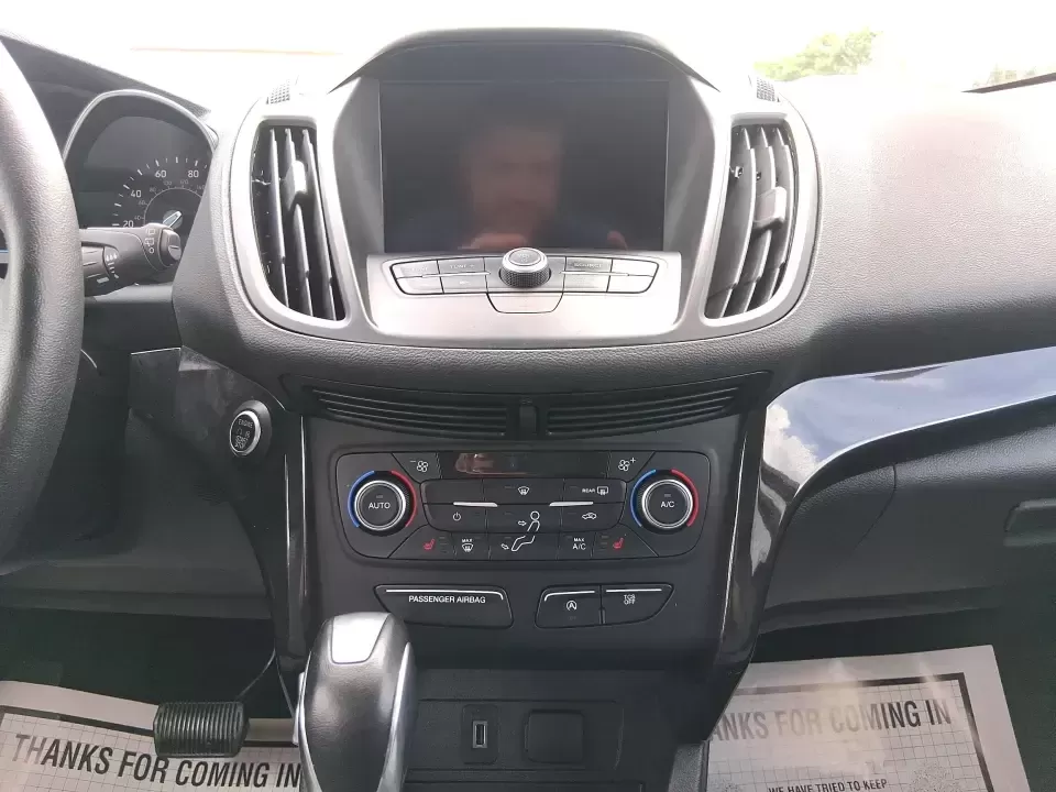 2019 Ford Escape SE (1FMCU9GD8KU) with an 1.5L L4 DOHC 16V engine, 6A transmission, located at 8750 N County Rd 25A, Piqua, OH, 45356, (937) 908-9800, 40.164391, -84.232513 - Make your next week look easier: a confident, all-weather SUV for school runs, long commutes up I75, and spontaneous weekend getaways to Indian Lake or downtown Troy. This **2019 Ford Escape SE** blends practical space with the kind of comfort and tech that fits real life in **Piqua, Ohio**-whether - Photo#13