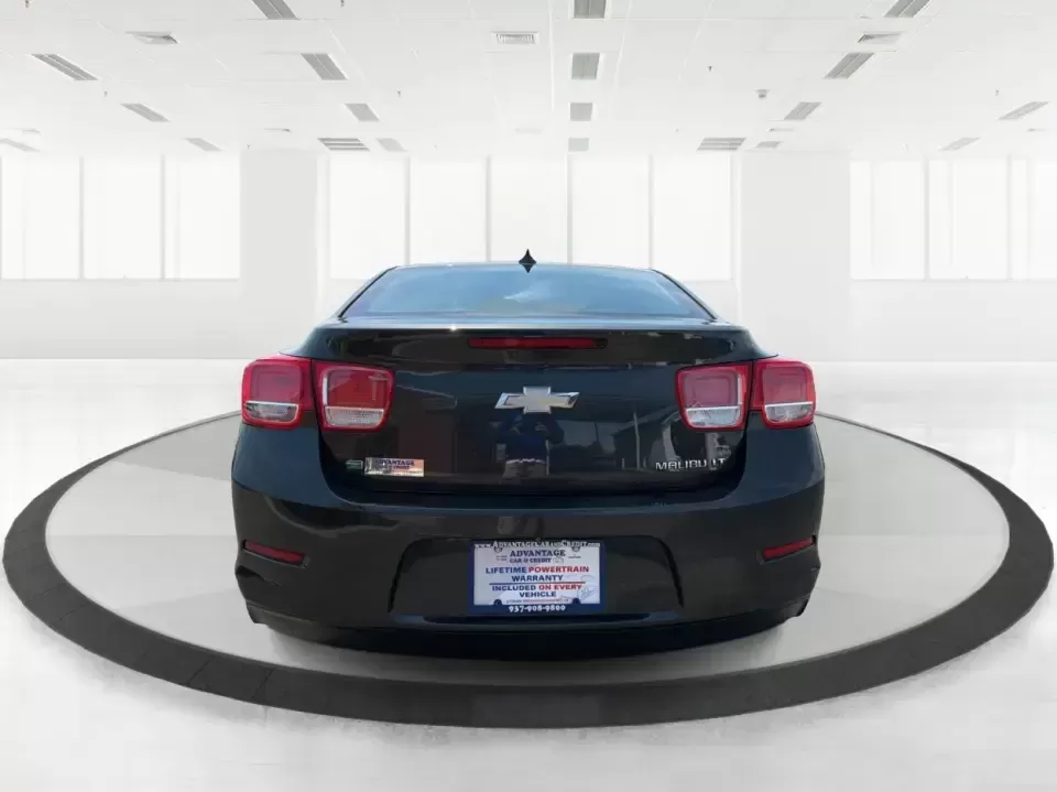 2015 Chevrolet Malibu 1LT (1G11C5SL5FF) with an ECOTEC 2.5L I-4 gasoline direct injection engine, 6-Speed Automatic transmission, located at 1951 S Dayton Lakeview Rd., New Carlisle, OH, 45344, (937) 908-9800, 39.890999, -84.050255 - Need a dependable, comfortable sedan for the daily commute between New Carlisle and Dayton, school drop-offs, or easy weekend getaways to Springfield? This 2015 Chevrolet Malibu 1LT is built for real-life driving-smooth on I70, easy to park around downtown New Carlisle, and efficient enough to keep - Photo#3