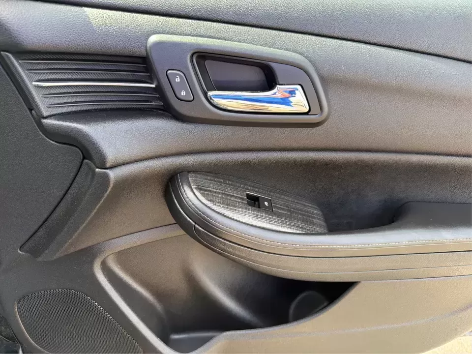 2015 Chevrolet Malibu 1LT (1G11C5SL5FF) with an ECOTEC 2.5L I-4 gasoline direct injection engine, 6-Speed Automatic transmission, located at 1951 S Dayton Lakeview Rd., New Carlisle, OH, 45344, (937) 908-9800, 39.890999, -84.050255 - Need a dependable, comfortable sedan for the daily commute between New Carlisle and Dayton, school drop-offs, or easy weekend getaways to Springfield? This 2015 Chevrolet Malibu 1LT is built for real-life driving-smooth on I70, easy to park around downtown New Carlisle, and efficient enough to keep - Photo#20