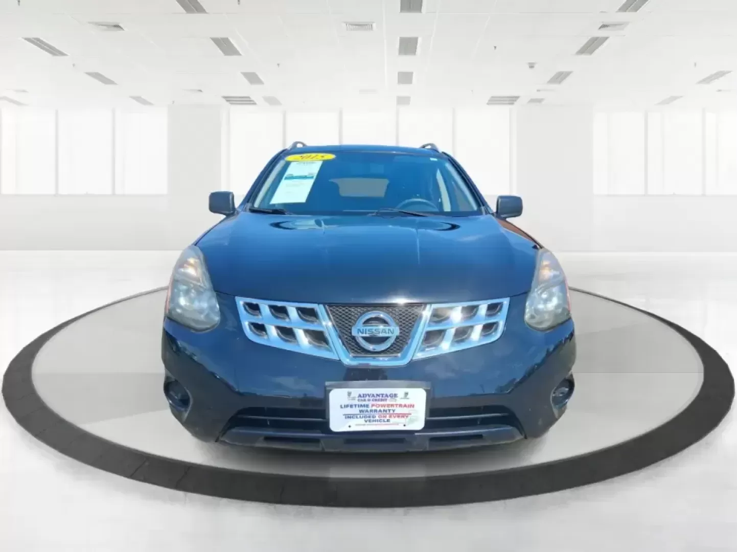 2015 Nissan Rogue S (JN8AS5MV4FW) with an 2.5L I-4 DOHC engine, Continuously Variable Transmission transmission, located at 1951 S Dayton Lakeview Rd., New Carlisle, OH, 45344, (937) 908-9800, 39.890999, -84.050255 - Pack up the kids, load the groceries, or point the nose toward a weekend getaway-this 2015 Nissan Rogue S is the kind of practical SUV that fits real life in Riverside. With confident all-weather capability, flexible cargo space, and everyday comfort, it's ideal for commuters running up and down I-6 - Photo#7