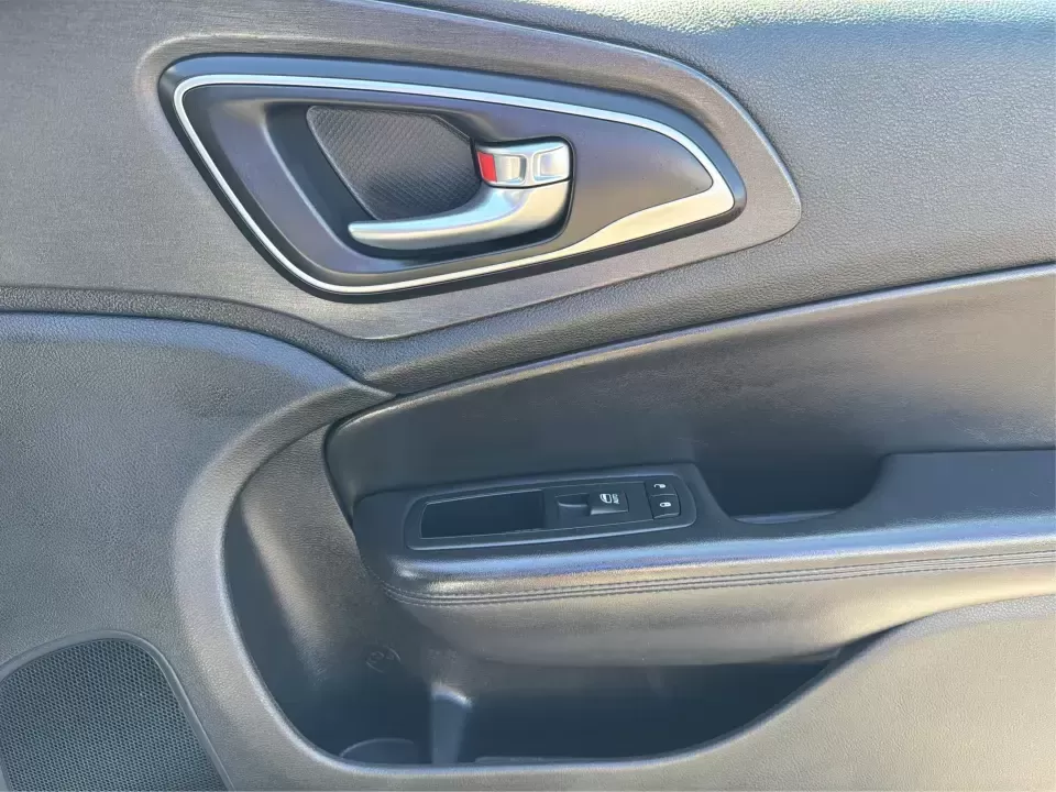 2016 Chrysler 200 Limited Platinum (1C3CCCABXGN) with an 2.4L L4 DOHC 16V engine, 9A transmission, located at 1184 Kauffman Ave, Fairborn, OH, 45324, (937) 908-9800, 39.807072, -84.030914 - Picture your next weekday commute down I675 or a smooth evening drive past Wright State University-quiet cabin, premium touches, and the kind of comfort that makes errands, school drop-offs, and date nights feel effortless. This 2016 Chrysler 200 Limited Platinum in Billet Silver Metallic Clearcoat - Photo#20