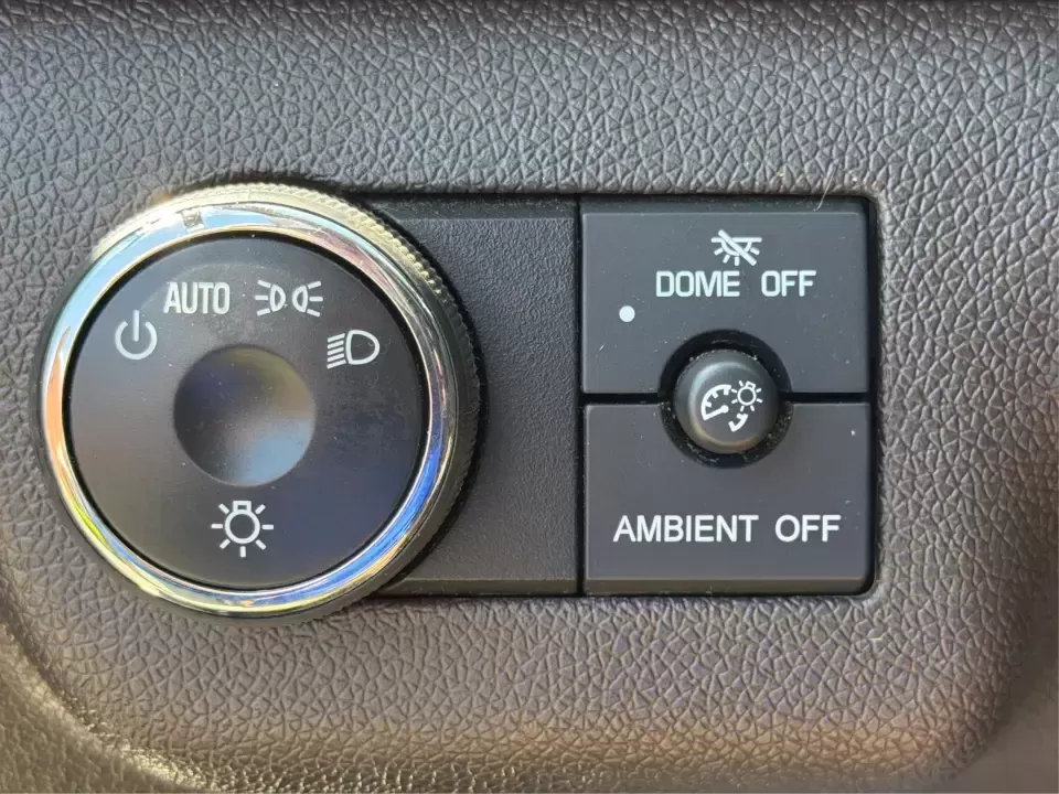 2016 Buick Enclave Leather (5GAKVBKD6GJ) with an 3.6L V-6 gasoline direct injection engine, 6-Speed Automatic Overdrive transmission, located at 8750 N County Rd 25A, Piqua, OH, 45356, (937) 908-9800, 40.164391, -84.232513 - Need one vehicle that can handle school drop-offs, grocery runs, and a weekend road trip down I-75 without feeling cramped? This 2016 Buick Enclave Leather in Iridium Metallic is built for real-life family logistics and comfortable commuting around Moraine, Dayton, and the Miami Valley-offering thre - Photo#17