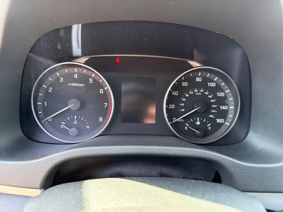 2018 Hyundai Elantra SE (KMHD74LF2JU) with an Nu 2L I-4 DOHC engine, 6A transmission, located at 4508 South Dixie Dr, Moraine, OH, 45439, (937) 908-9800, 39.689976, -84.218452 - Need a dependable commuter that's easy to park downtown, comfortable for I-75 and SR-725 drives, and efficient enough for everyday errands from Moraine to Dayton? This 2018 Hyundai Elantra SE in Galactic Gray Metallic is a smart, budget-friendly sedan built for real life-work runs, school drop-offs, - Photo#15