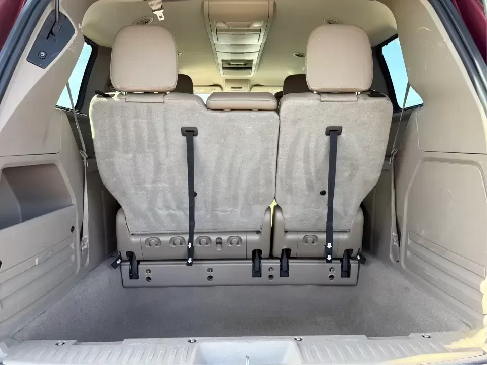 2015 Chrysler Town and Country Touring (2C4RC1BG6FR) with an 3.6L V-6 DOHC engine, 6-Speed Automatic transmission, located at 1230 East Main St, Xenia, OH, 45385, (937) 908-9800, 39.688026, -83.910172 - Load up the kids, the gear, and the snacks-this 2015 Chrysler Town and Country Touring is built for real-life family schedules, long commutes, and weekend getaways without the stress. Whether you're shuttling to practice, carpooling through Greene County, or planning a road trip that starts on US- - Photo#12