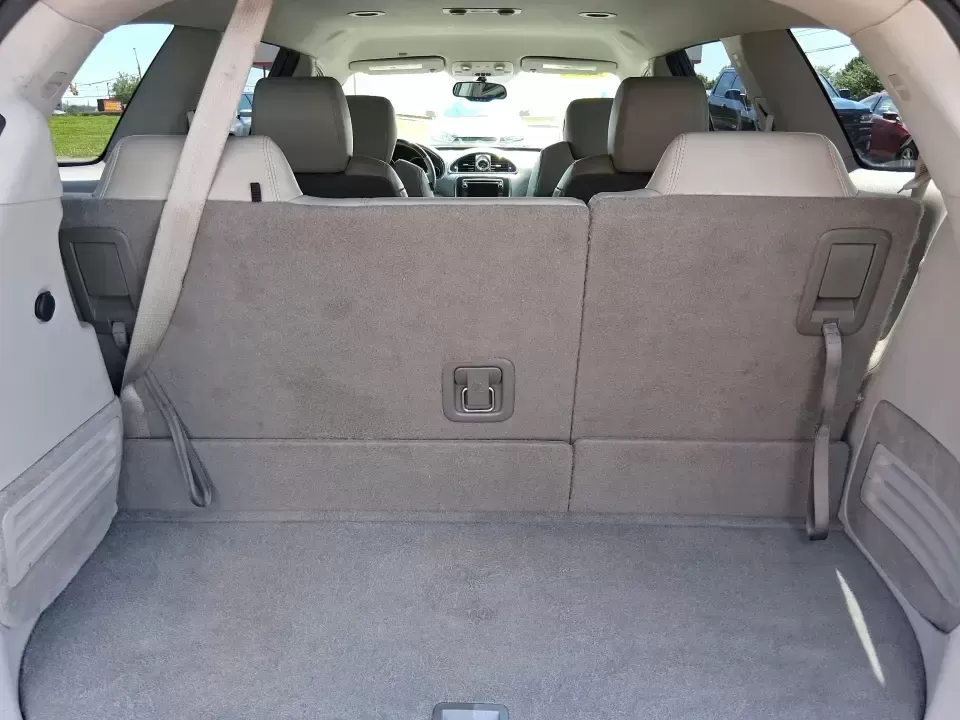 2016 Buick Enclave Leather (5GAKVBKD1GJ) with an 3.6L V-6 gasoline direct injection engine, 6-Speed Automatic Overdrive transmission, located at 1184 Kauffman Ave, Fairborn, OH, 45324, (937) 908-9800, 39.807072, -84.030914 - Weekend road trips to Yellow Springs, daily school runs across Fairborn, or a comfortable commute down I675 toward Dayton-this 2016 Buick Enclave Leather is built for real life when you need space, confidence, and premium comfort without the premium price. Finished in Ebony Twilight Metallic, this f - Photo#12