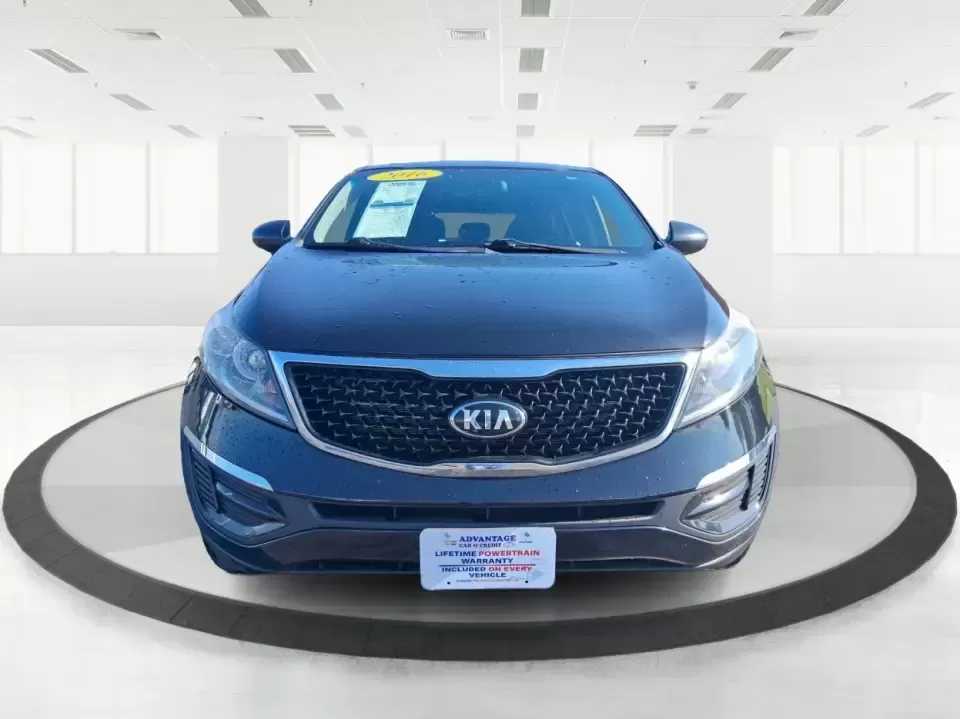 2016 Kia Sportage LX (KNDPBCAC7G7) with an Theta II 2.4L I-4 gasoline direct injection engine, 6-Speed Automatic transmission, located at 880 E. National Road, Vandalia, OH, 45377, (937) 908-9800, 39.891918, -84.183594 - Need a crossover that can handle Ohio's four seasons, school runs, and weekend getaways without draining your budget? This 2016 Kia Sportage LX is built for real life in Vandalia-whether you're commuting down I75, running errands along National Road, or packing up for a day at the Dayton Aviation He - Photo#7
