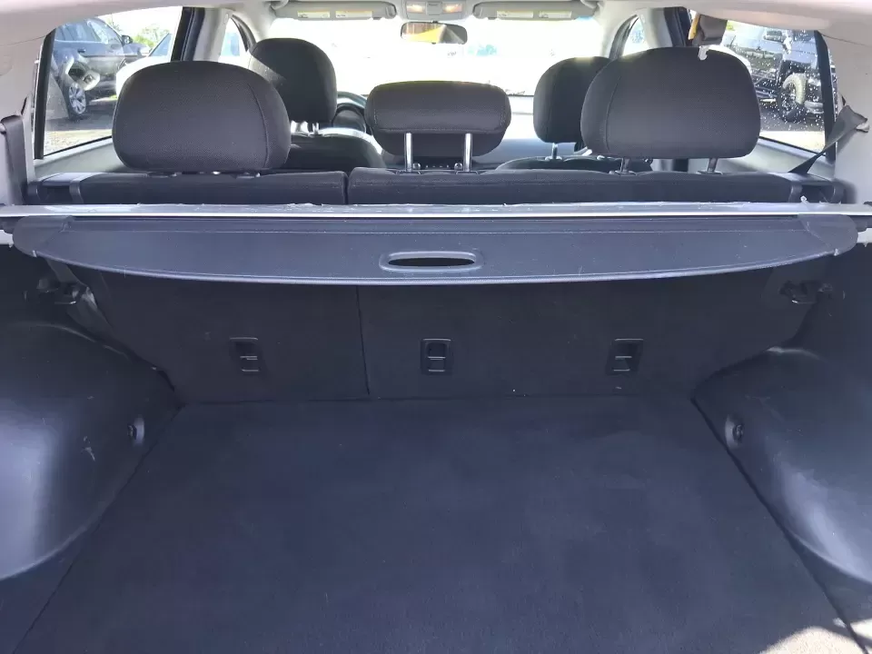 2016 Kia Sportage LX (KNDPBCAC7G7) with an Theta II 2.4L I-4 gasoline direct injection engine, 6-Speed Automatic transmission, located at 880 E. National Road, Vandalia, OH, 45377, (937) 908-9800, 39.891918, -84.183594 - Need a crossover that can handle Ohio's four seasons, school runs, and weekend getaways without draining your budget? This 2016 Kia Sportage LX is built for real life in Vandalia-whether you're commuting down I75, running errands along National Road, or packing up for a day at the Dayton Aviation He - Photo#12