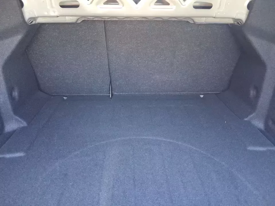 2018 Chevrolet Cruze LT Auto (1G1BE5SM2J7) with an 1.4L I-4 gasoline direct injection engine, 6A transmission, located at 1951 S Dayton Lakeview Rd., New Carlisle, OH, 45344, (937) 908-9800, 39.890999, -84.050255 - Need a dependable commuter that sips fuel, parks easily downtown, and still feels comfortable for weekend getaways? This 2018 Chevrolet Cruze LT Auto in Satin Steel Gray Metallic is a smart, budget-friendly sedan for life in and around New Carlisle-whether you're heading down S Dayton-Lakeview Rd to - Photo#12