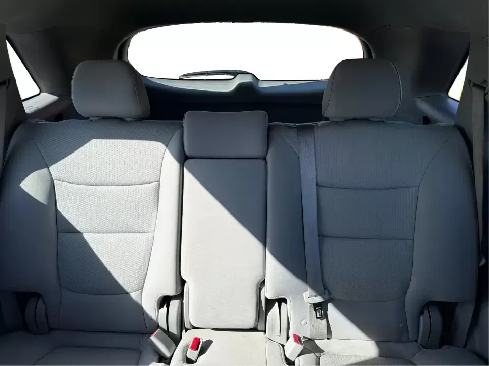 2013 Kia Sorento LX (5XYKT3A12DG) with an 2.4L I-4 DOHC engine, 6-Speed Automatic transmission, located at 8750 N County Rd 25A, Piqua, OH, 45356, (937) 908-9800, 40.164391, -84.232513 - Need one SUV that can handle the school run, a long commute up I75, and a weekend getaway to Indian Lake without blowing your budget? This 2013 Kia Sorento LX in Satin Metal is a practical, road-trip-ready SUV that's sized for real life-easy to park, comfortable for passengers, and versatile enough - Photo#14