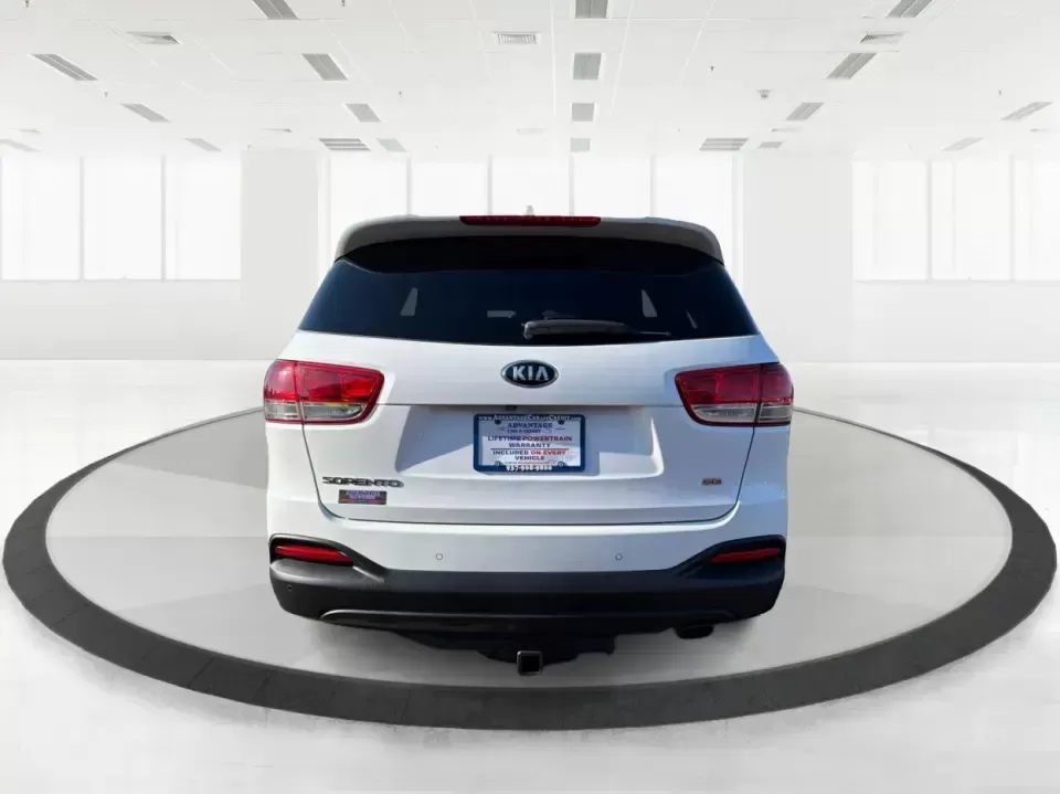 2018 Kia Sorento 2.4L LX (5XYPGDA36JG) with an 2.4L I-4 gasoline direct injection engine, 6A transmission, located at 1099 N County Rd 25A , Troy, OH, 45373, (937) 908-9800, 40.057079, -84.212883 - Build your next chapter around an SUV that's ready for school drop-offs, long commutes up I75, and weekend getaways to Charleston Falls Preserve or a family day near the Miami County Fairgrounds. This 2018 Kia Sorento LX in Snow White Pearl is the kind of practical, go-anywhere crossover that fits r - Photo#3