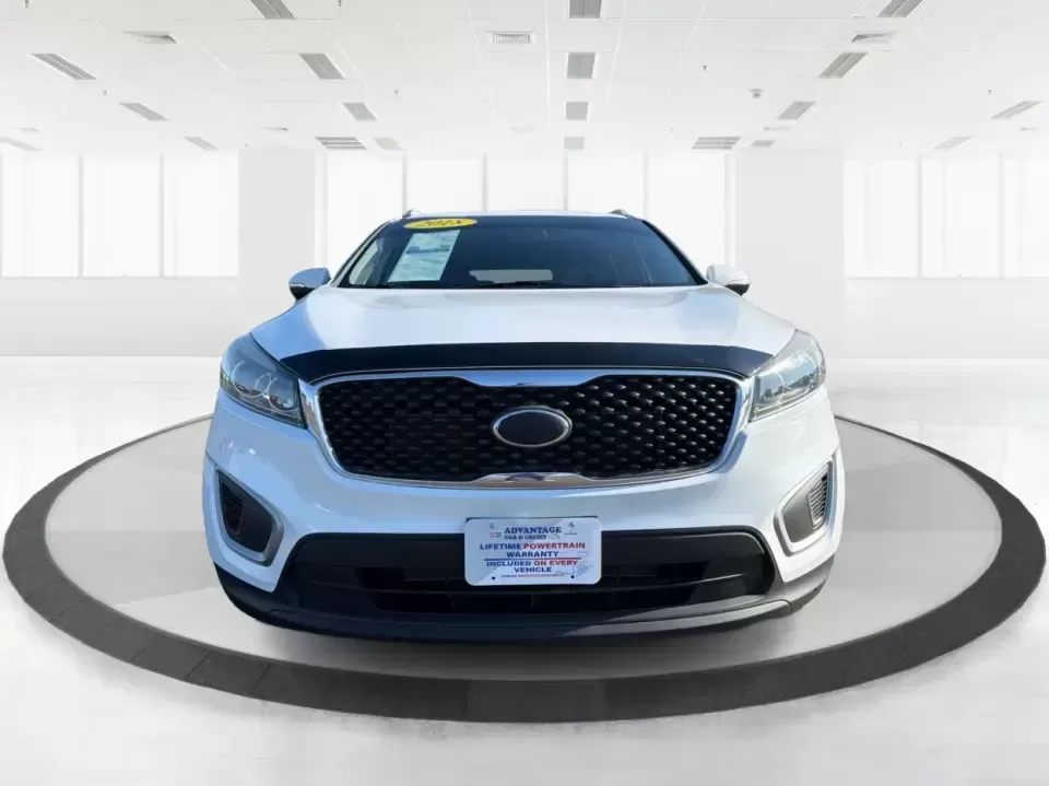 2018 Kia Sorento 2.4L LX (5XYPGDA36JG) with an 2.4L I-4 gasoline direct injection engine, 6A transmission, located at 1099 N County Rd 25A , Troy, OH, 45373, (937) 908-9800, 40.057079, -84.212883 - Build your next chapter around an SUV that's ready for school drop-offs, long commutes up I75, and weekend getaways to Charleston Falls Preserve or a family day near the Miami County Fairgrounds. This 2018 Kia Sorento LX in Snow White Pearl is the kind of practical, go-anywhere crossover that fits r - Photo#7