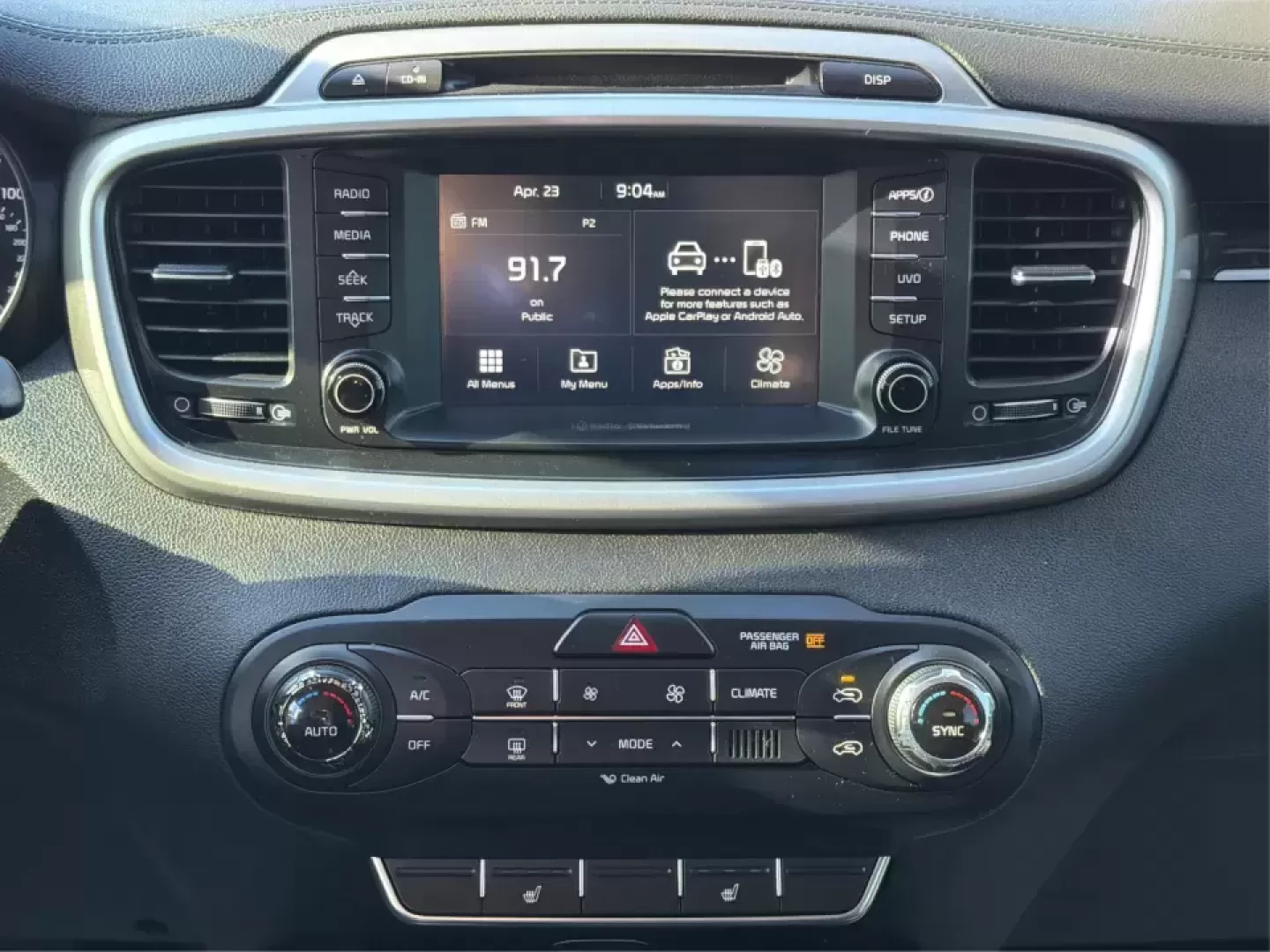2018 Kia Sorento 2.4L LX (5XYPGDA36JG) with an 2.4L I-4 gasoline direct injection engine, 6A transmission, located at 1099 N County Rd 25A , Troy, OH, 45373, (937) 908-9800, 40.057079, -84.212883 - Build your next chapter around an SUV that's ready for school drop-offs, long commutes up I75, and weekend getaways to Charleston Falls Preserve or a family day near the Miami County Fairgrounds. This 2018 Kia Sorento LX in Snow White Pearl is the kind of practical, go-anywhere crossover that fits r - Photo#13