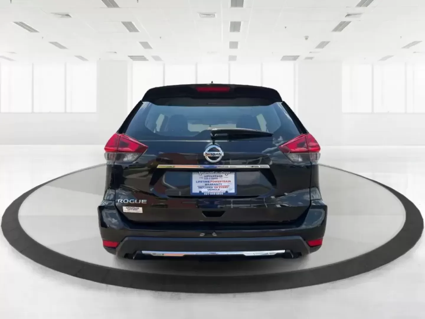 2017 Nissan Rogue S (5N1AT2MT6HC) with an 2.5L I-4 DOHC engine, CVT transmission, located at 880 E. National Road, Vandalia, OH, 45377, (937) 908-9800, 39.891918, -84.183594 - Pack up the kids, load the groceries, or point the nose toward a weekend getaway-this 2017 Nissan Rogue S is the kind of practical, easy-to-live-with SUV that fits real life in Vandalia. With its comfortable cabin, versatile cargo space, and efficient 2.5L I4 engine paired to a smooth CVT, it's idea - Photo#3