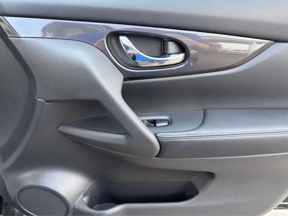 2017 Nissan Rogue S (5N1AT2MT6HC) with an 2.5L I-4 DOHC engine, CVT transmission, located at 880 E. National Road, Vandalia, OH, 45377, (937) 908-9800, 39.891918, -84.183594 - Pack up the kids, load the groceries, or point the nose toward a weekend getaway-this 2017 Nissan Rogue S is the kind of practical, easy-to-live-with SUV that fits real life in Vandalia. With its comfortable cabin, versatile cargo space, and efficient 2.5L I4 engine paired to a smooth CVT, it's idea - Photo#18