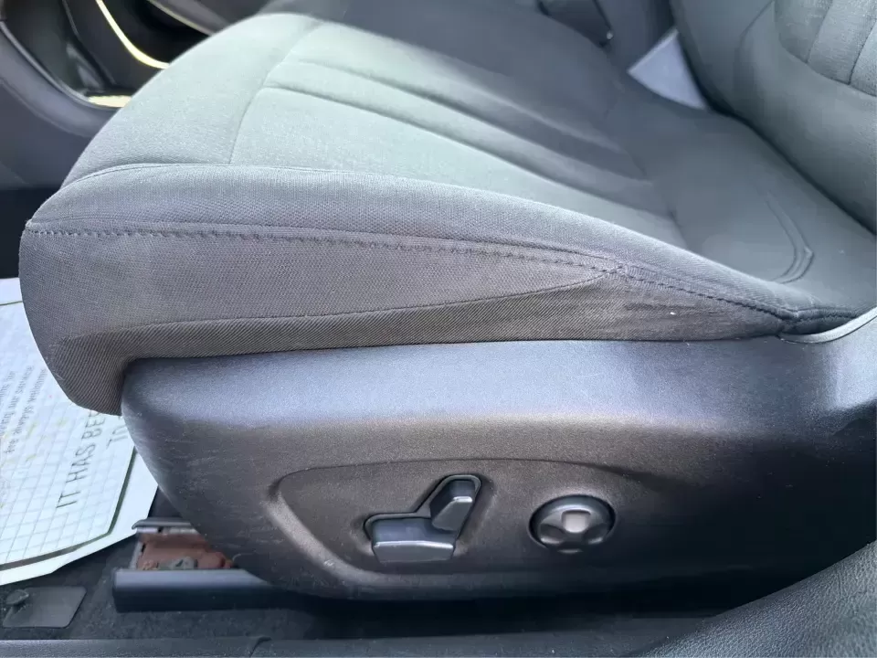 2015 Chrysler 200 Limited (1C3CCCAB6FN) with an 2.4L L4 DOHC 16V engine, 9-Speed Automatic transmission, located at 1099 N County Rd 25A , Troy, OH, 45373, (937) 908-9800, 40.057079, -84.212883 - Picture your next week: an easy I-75 commute, a comfortable run to Meijer, and a weekend cruise past the Miami County Fairgrounds-without stressing about how you'll get approved. This 2015 Chrysler 200 Limited is built for real life in Troy, Ohio: smooth, quiet, and efficient enough for daily drivin - Photo#18