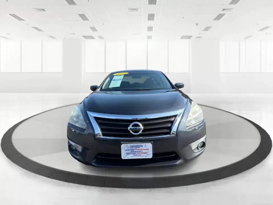 2015 Nissan Altima 2.5 SV (1N4AL3AP9FC) with an 2.5L I-4 DOHC engine, Continuously Variable Transmission transmission, located at 4508 South Dixie Dr, Moraine, OH, 45439, (937) 908-9800, 39.689976, -84.218452 - Picture your next week going smoother: an easy I-75 commute, a comfortable school drop-off run, and a Friday night dinner in Dayton's Oregon District-all in a sedan that feels refined, efficient, and ready to rack up miles without racking up stress. This 2015 Nissan Altima 2.5 SV in sleek Gun Metall - Photo#7