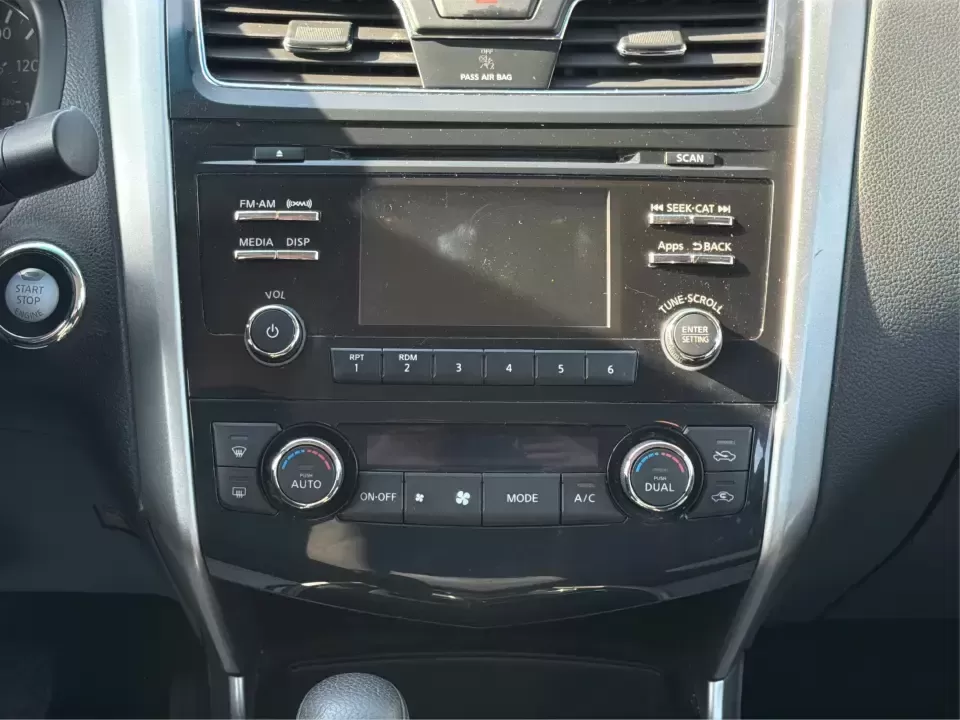 2015 Nissan Altima 2.5 SV (1N4AL3AP9FC) with an 2.5L I-4 DOHC engine, Continuously Variable Transmission transmission, located at 4508 South Dixie Dr, Moraine, OH, 45439, (937) 908-9800, 39.689976, -84.218452 - Picture your next week going smoother: an easy I-75 commute, a comfortable school drop-off run, and a Friday night dinner in Dayton's Oregon District-all in a sedan that feels refined, efficient, and ready to rack up miles without racking up stress. This 2015 Nissan Altima 2.5 SV in sleek Gun Metall - Photo#13