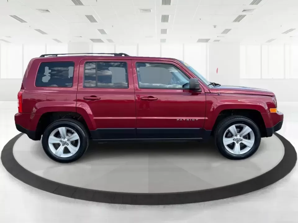 2016 Jeep Patriot Latitude (1C4NJRFB0GD) with an 2.4L I-4 DOHC engine, located at 8750 N County Rd 25A, Piqua, OH, 45356, (937) 908-9800, 40.164391, -84.232513 - Weekend escapes to Indian Lake, snowy morning commutes up I75, or everyday school-and-grocery runs around Miami County-this 2016 Jeep Patriot Latitude is built for the kind of Ohio life that doesn't slow down when the weather turns. With confident 4WD/AWD capability and SUV practicality, it's a smar - Photo#1